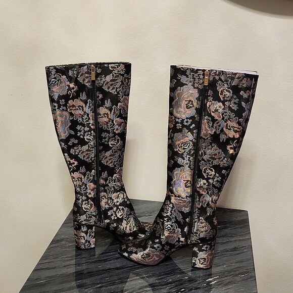 BRAND NEW WOMEN'S KENNETH COLE REACTION TIME TO STEP KNEE HIGH BOOT - Picture 8 of 16